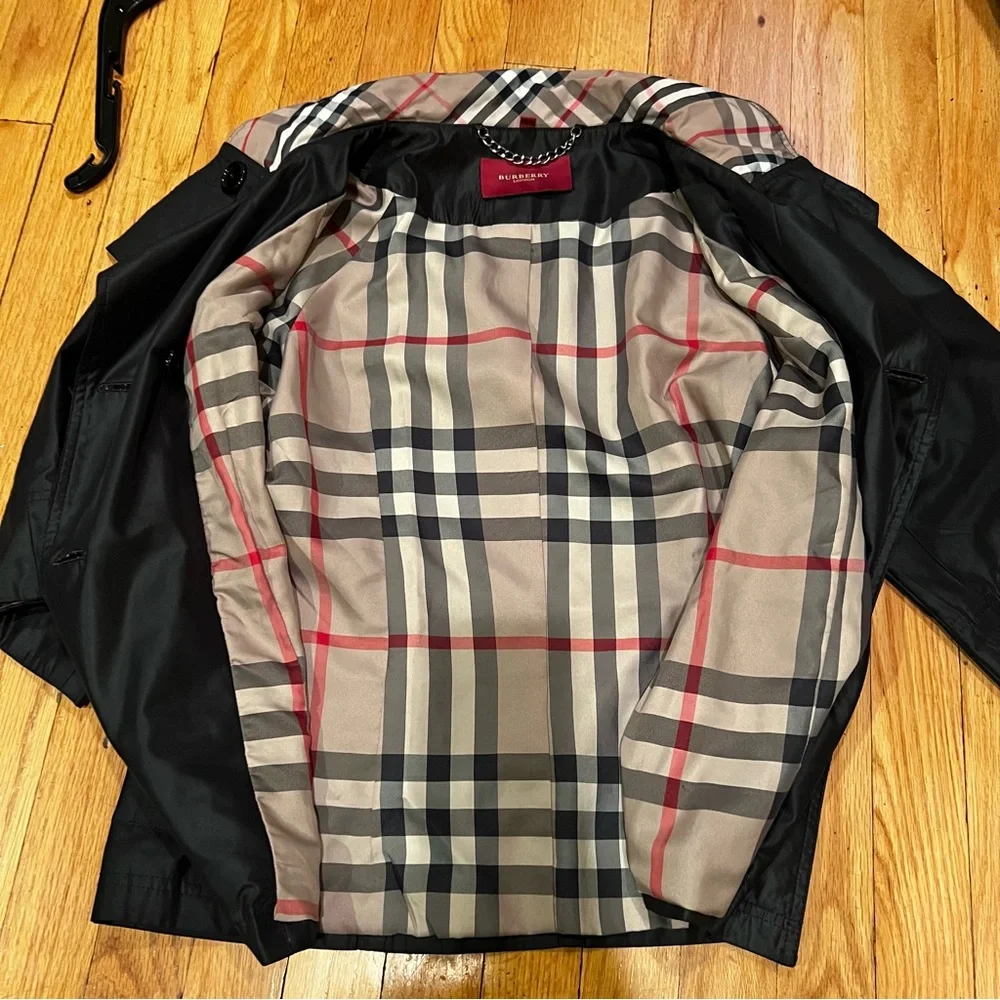 BURBERRY 3/4 COAT - Picture 6 of 12